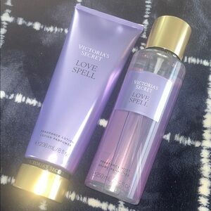 Victoria's Secret Love Spell Lotion & Mist in Lavender Purple